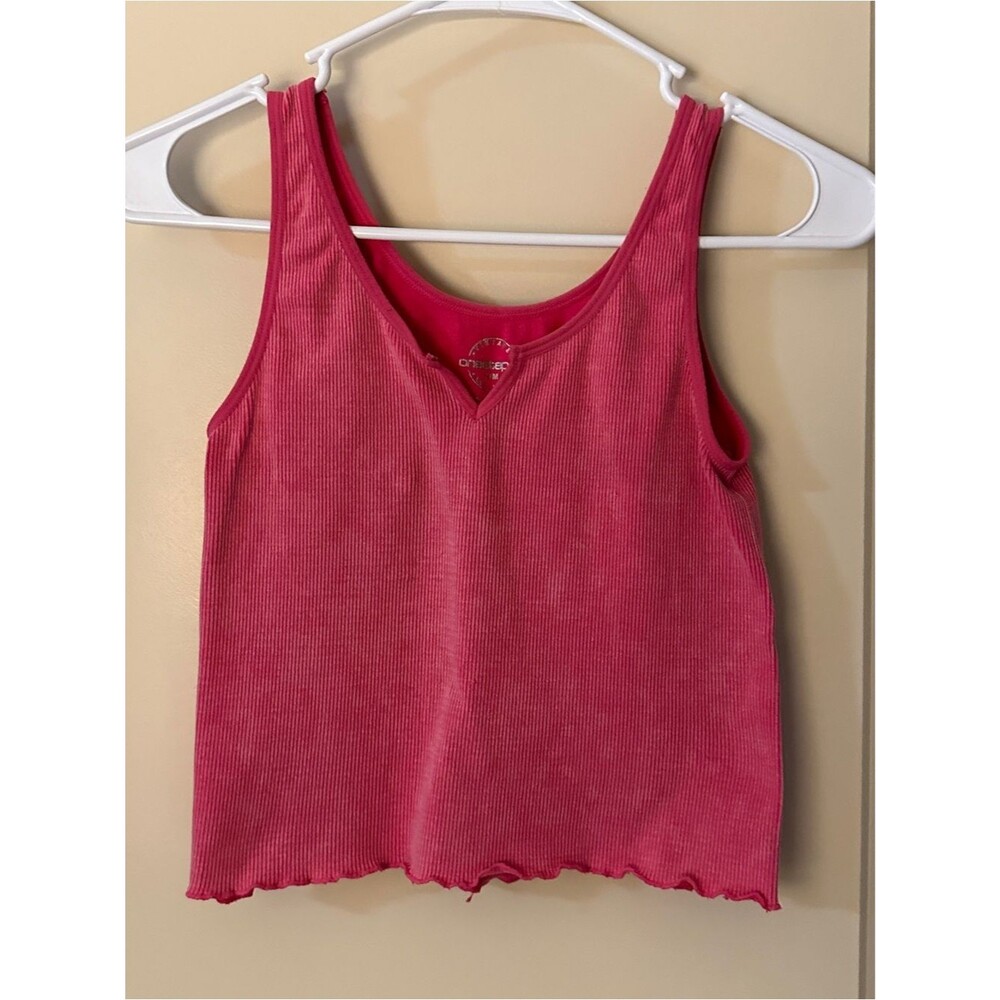 onestepup Ribbed Pink V-Neck Tank Top - Casual Everyday Layering womens medium